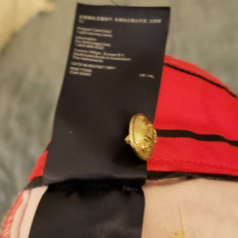 Shorts - Picture 5 of 5
